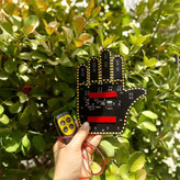 چراغ LED طرح دست بیقرار خودرو ۴ حالته ریموتدار