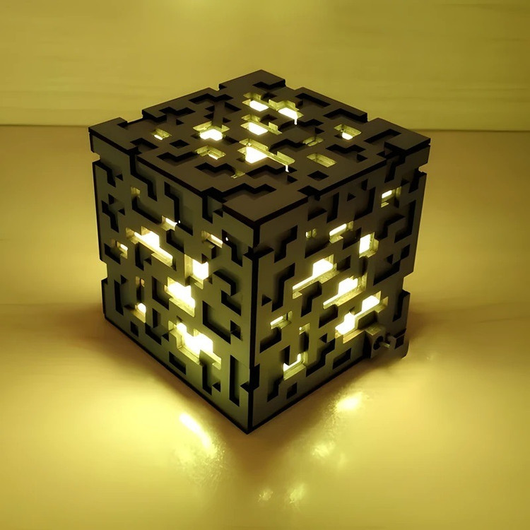 چراغ رومیزی ماینکرفت مدل M3